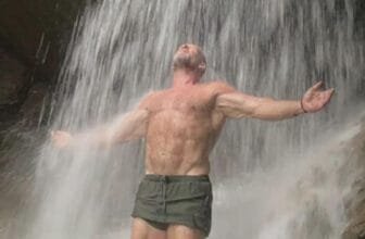 Bodybuilding Legend Dorian Yates Nonetheless Resembles a Chiseled Statue at Age 60