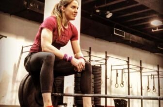 Episode #155: “Breaking Free from Postpartum Body Pressure” with Marlene Andersson